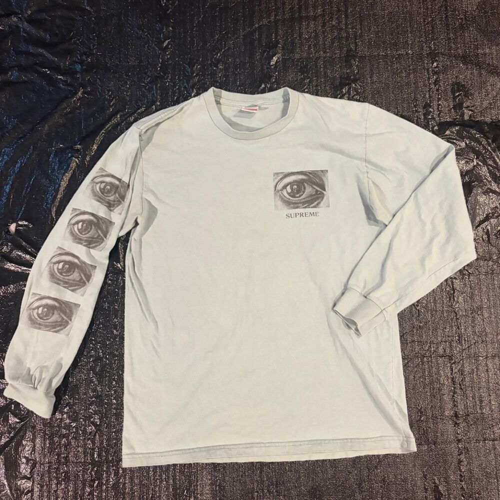 Supreme Men's Grey and Blue T-shirt SUPREME M.C. ESCHER EYES L/S T SHIRT SLATE B